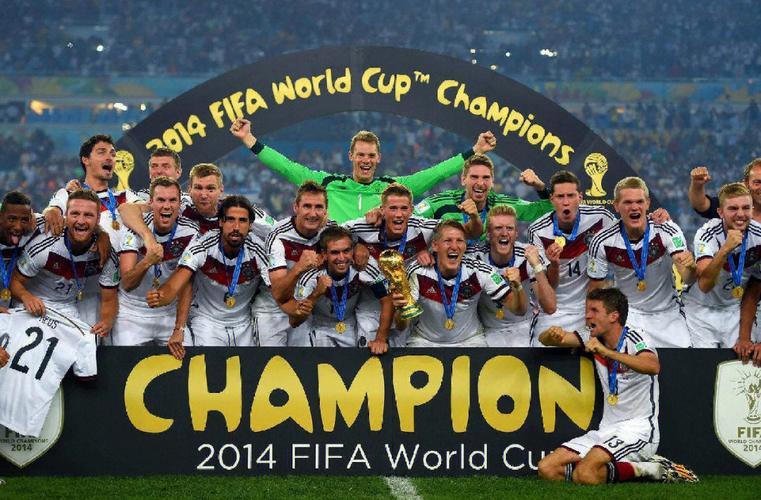 德国队欧洲杯大名单:德国队大名单新鲜出炉，没有罗伊斯、没有格策、没有诺伊尔，你怎么看这辆破车？