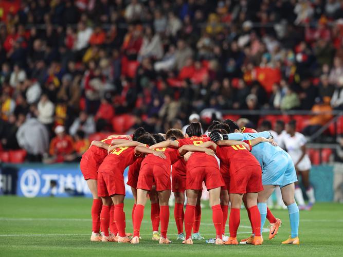 04-05女欧洲杯哈萨克斯坦女足VS保加利亚女足:以目前中国男足的水平，你赞成中国申办世界杯吗？