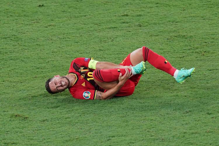 英超足球比赛视频毕尔巴鄂竞技:阿扎尔又伤了！来到皇马的阿扎尔表现这么挣扎，什么原因造成的？